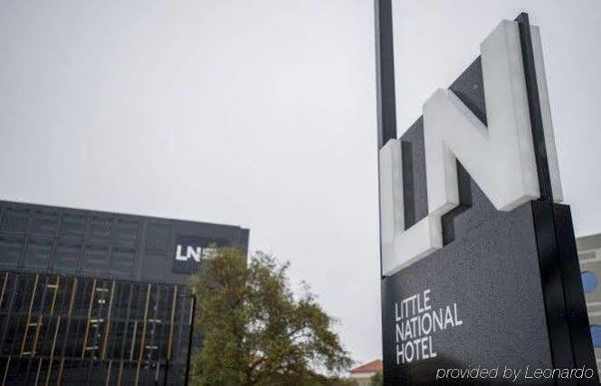 Little National Hotel Canberra Extérieur photo